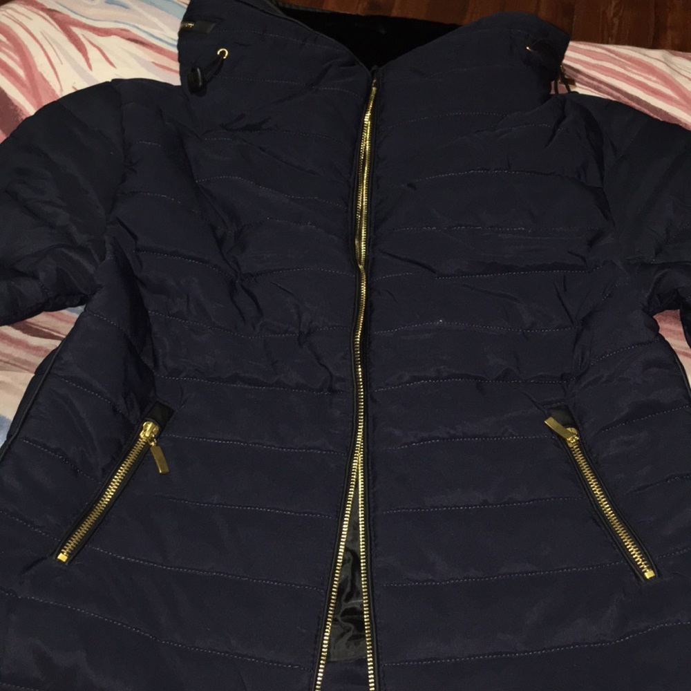 Pretty little thing Mara Navy Puffer Jacket